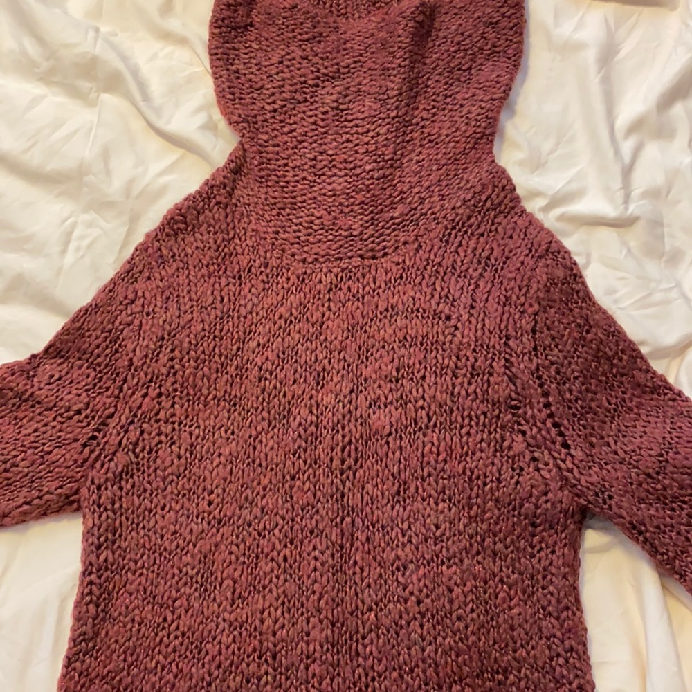 Turtle neck red sweater